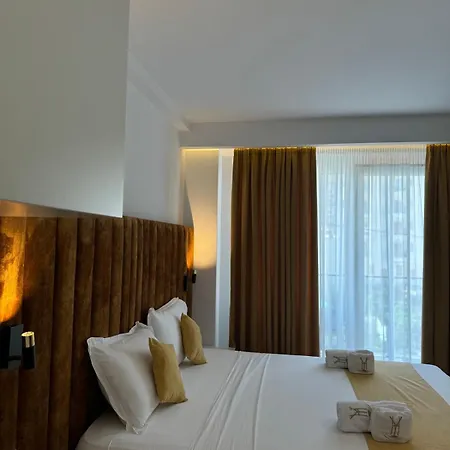 Hotel Bar Restorant Ylli 4*