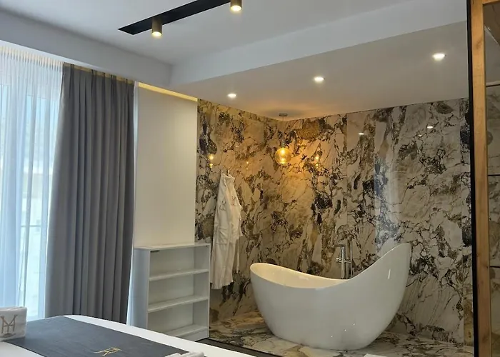 Bar Restorant Ylli Hotel Shëngjin