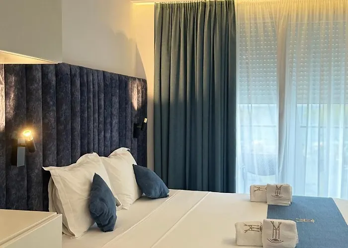 Bar Restorant Ylli מלון Shëngjin