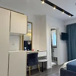 Bar Restorant Ylli فندق Shëngjin