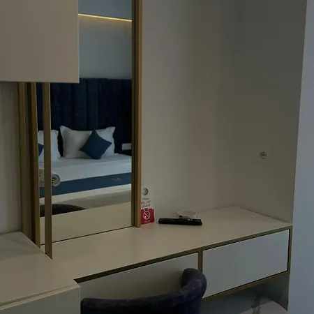 Szálloda Bar Restorant Ylli 4*