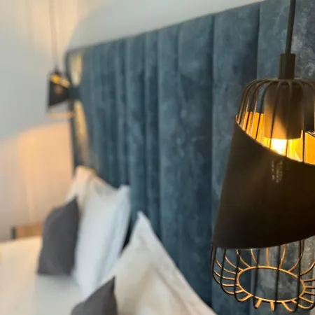 Bar Restorant Ylli Ξενοδοχείο 4*